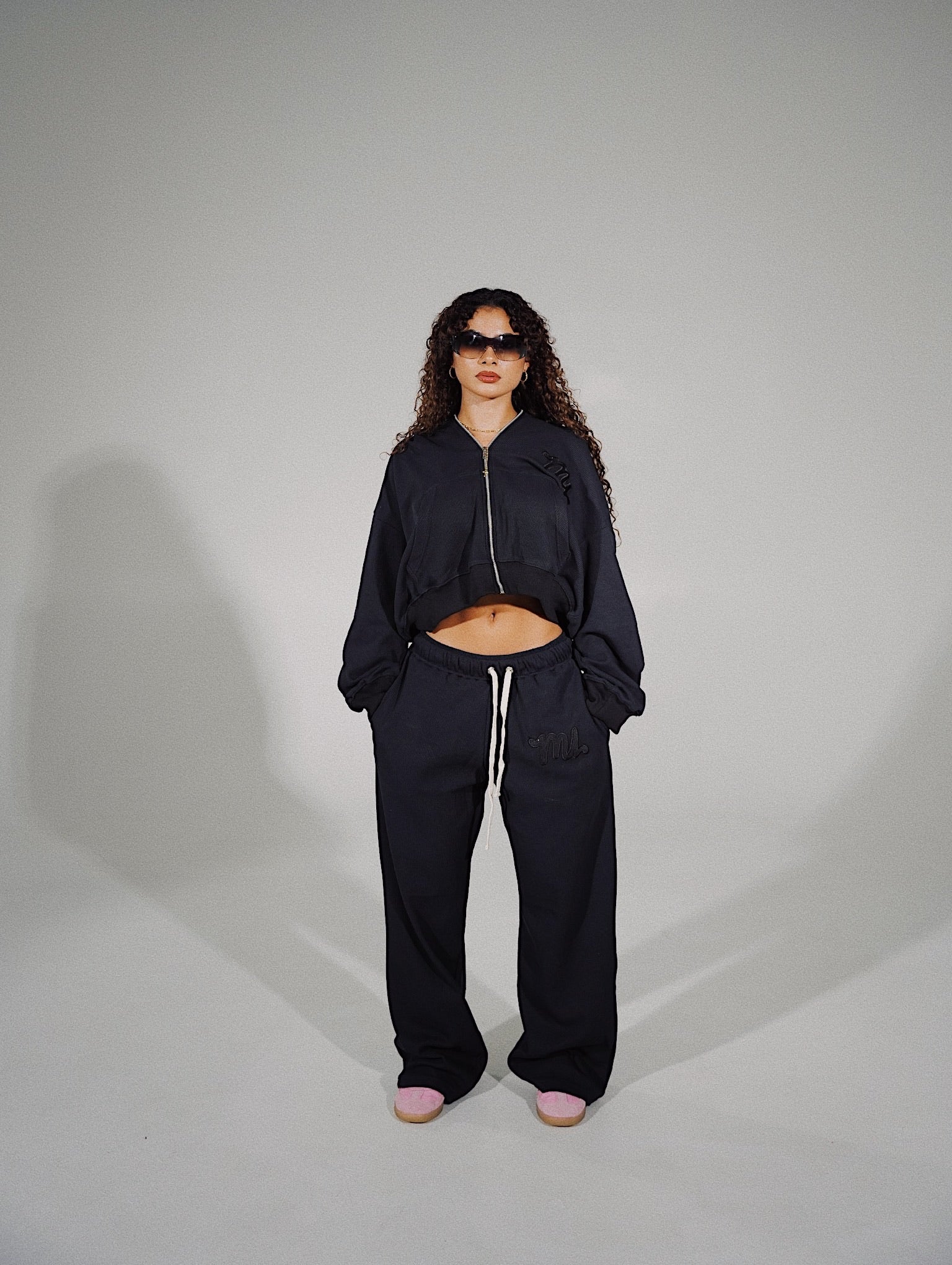 BLACK THERMAL SWEATSUIT