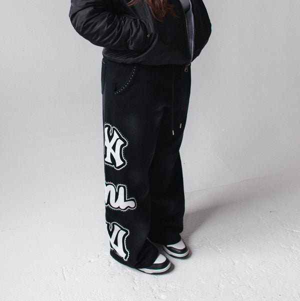 NY CITY CORE SWEATS [BLACK]